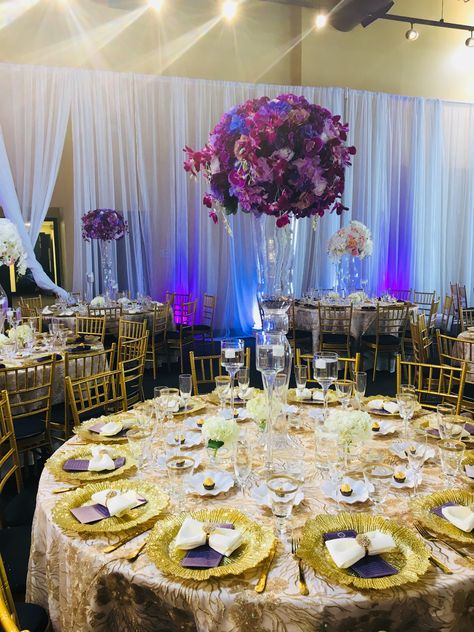 Beautiful table setting for a Nigerian "white wedding" in our Ellicott Hall. #nigerianwhitewedding #whitewedding #weddingday Nigerian Wedding Hall Decorations, Nigerian Wedding Reception Decoration, Nigerian Party Decorations, Nigerian White Wedding, Nigerian Wedding Reception, Nigerian Wedding Decor, Jordan Year, Nigerian Party, Decoration Hall