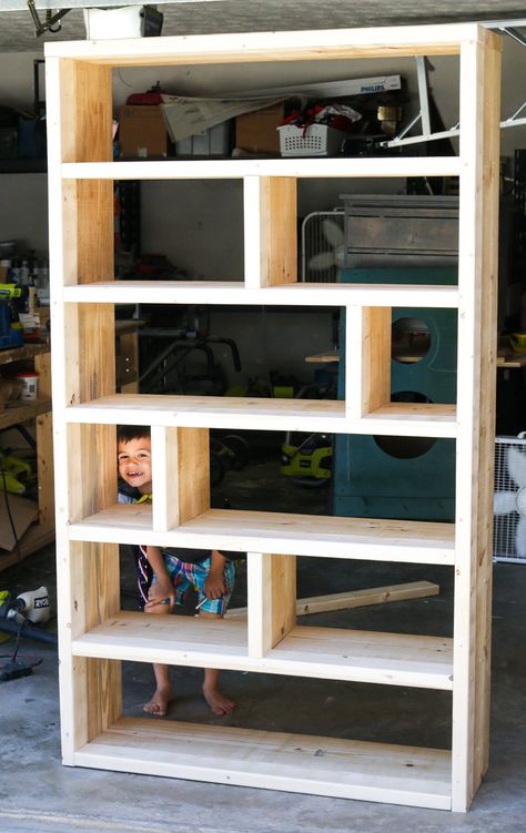 Diy Bookshelf Plans, Diy Kast, Rustic Bookshelves, Jen Woodhouse, Bookcase Plans, Pallet Bookshelf, Rustic Bookshelf, Free Building Plans, Diy Regal