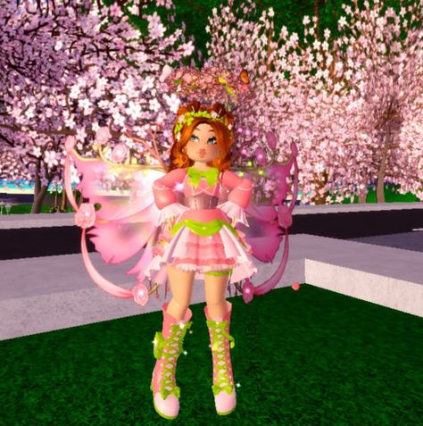 Royale High Spring Outfits, 23 January, 2020 Outfits, Rh Fits, Outfit Roblox, Aesthetic Roblox Royale High Outfits, Royale High, January 2023, Themed Outfits