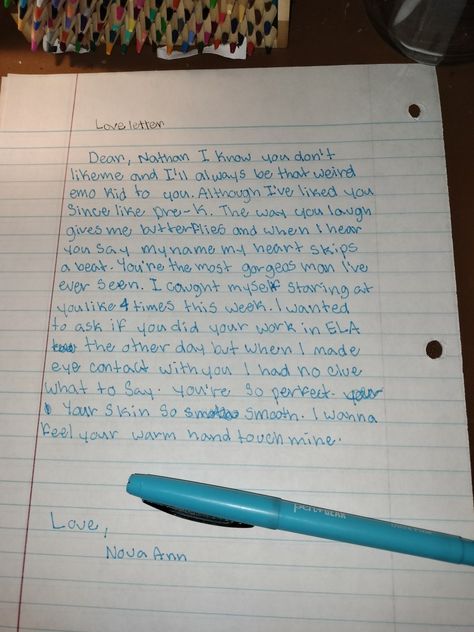 Daily reminder to write notes to ur crushes and keep them in a box! Cute Notes To Tell Your Crush You Like Them, Note To Give To Your Crush, Crush Notes Ideas, Cute Letter To Crush, Cute Note Ideas For Crush, Love Letters To Your Crush Feelings, How To Tell Ur Crush U Like Them Note, Love Letters For Your Crush, How To Write A Love Letter To Your Crush