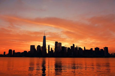 New York Sunset Wallpaper, Sunset Wallpaper Hd, Sunset In Nyc, Wallpaper Hd Nature, New York Rooftop, New York Sunset, Procreate Ideas, Nyc Photos, Ipad Screen