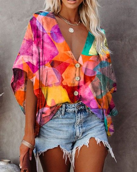 Mantener Top Chic Blouses Vintage, Fashion Tops Blouse, Bat Sleeve, Summer Fabrics, Trend Fashion, 가을 패션, Floral Print Shorts, Print Blouse, Mode Style