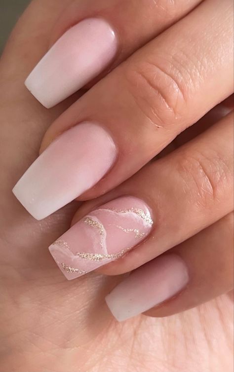 Simple Nails Ballerina, Pink Marmor Nails, Nails Ballerina Short, Nails Schlicht, Nails Kurz, Nagel Inspiration, Marmor Nails, Acrylic Nails Natural, Nagel Design