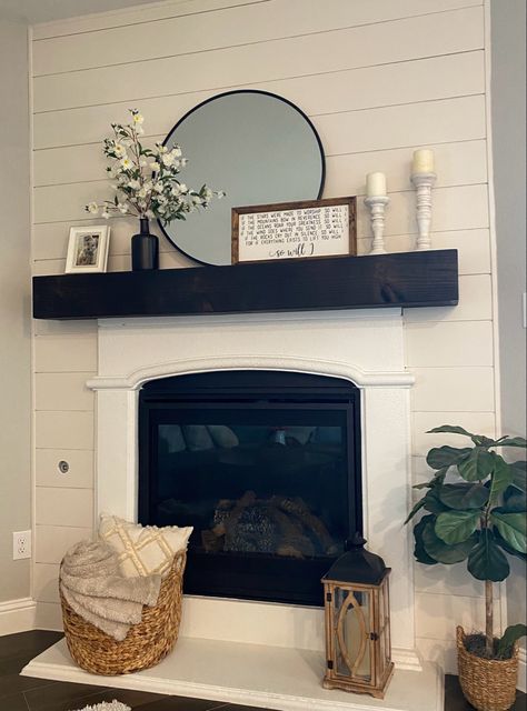 Simplistic, rustic farmhouse mantle decor Rustic Farmhouse Mantle, Mantel Styling, Farmhouse Mantle Decor, White Mantle, Farmhouse Mantle, White Brick Fireplace, Living Room Mantle, Mantle Ideas, Mantel Ideas