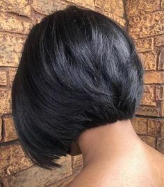 Nape-Length Bob for Black Hair Hair To Draw, Haircuts For Black Hair, Natural Hair Bob Cut, Black Bob Haircut, Medium Fine Hair, Natural Hair Bob, Bob Haircuts For Black Women, Mayvenn Hair, Short Layered Bob Haircuts