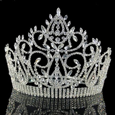 European Bride, Queen Tiara, Prom Tiaras, Crystal Crown Tiaras, Tiara Accessories, Bridal Crown Tiara, Crown Aesthetic, Pageant Crowns, Bride Crown