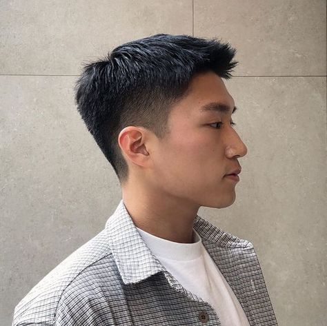 Asian Fade Haircut, Asian Men Short Hairstyle, Very Short Hair Men, Asian Man Haircut, Mens Haircuts Short Hair, Asian Haircut, Korean Short Hair, Asian Men Hairstyle, Mens Hairstyles Thick Hair