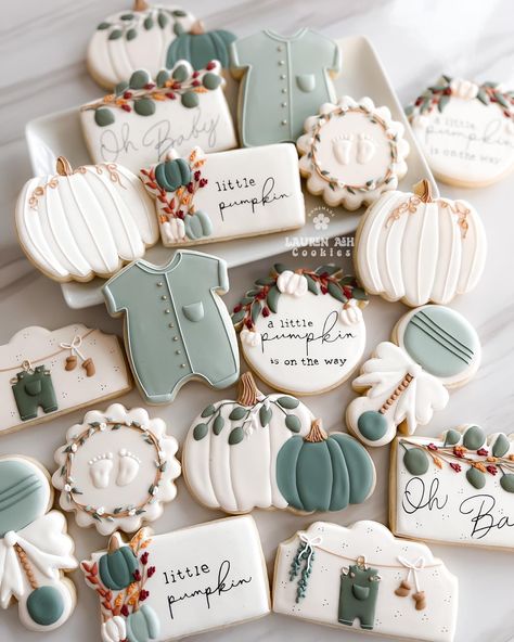 L A U R E N A S H C O O K I E S (@laurenashcookies) • Instagram photos and videos Little Pumpkin On The Way Cookies, Fall Gender Reveal Cookies, Fall Baby Shower Cookies Boy, A Little Pumpkin Is On The Way Cookies, Pumpkin Gender Reveal Cookies, Baby Boy Cookies Decorated, Little Pumpkin Baby Shower Ideas Boy, Fall Theme Baby Shower Ideas, A Little Pumpkin Baby Shower Theme