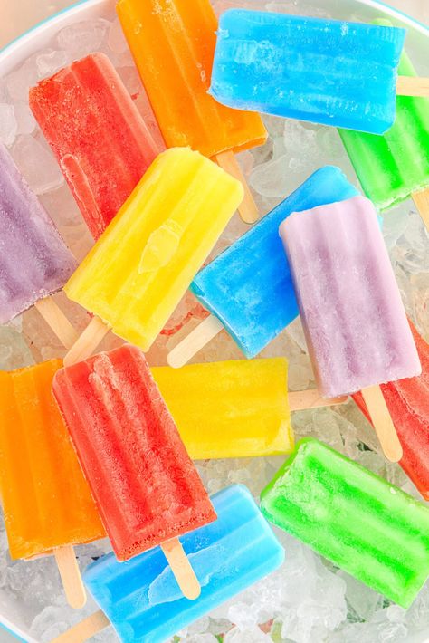 Popsicles Aesthetic, Rainbow Ice Lollies, Mexican Paletas, Jello Popsicles, Black Cherry Jello, Lemon Jello Cake, Strawberry Cheesecake Lush, Strawberry Banana Cakes, Jello Parfait