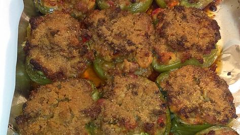 New Orleans Stuffed Bell Peppers, Stuffed Bell Peppers Ground Beef, Nola Recipes, Stuffed Bell Peppers Recipe, Stuffed Bell Pepper, Plate Of Food, Ground Beef Recipe, New Orleans Recipes, Cajun Dishes