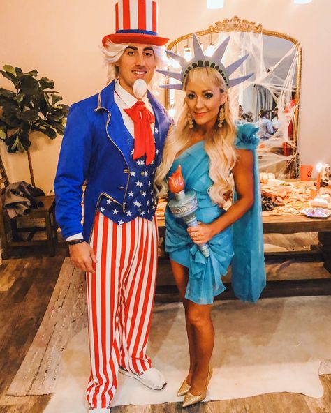 Patriotic Couples Costumes, Statue Of Liberty Costume Couple, Fourth Of July Costume Ideas, Spirt Week Usa Day, America Halloween Costume, Panama Wedding, Uncle Sam Costume, Usa Costume, Couple Cruise