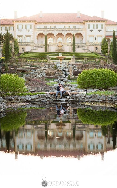 Philbrook Museum, Museum Photoshoot, Tulsa Wedding, Oklahoma Wedding, Museum Wedding, Cool Poses, Bridal Photography, Wedding Pics, Art Photo