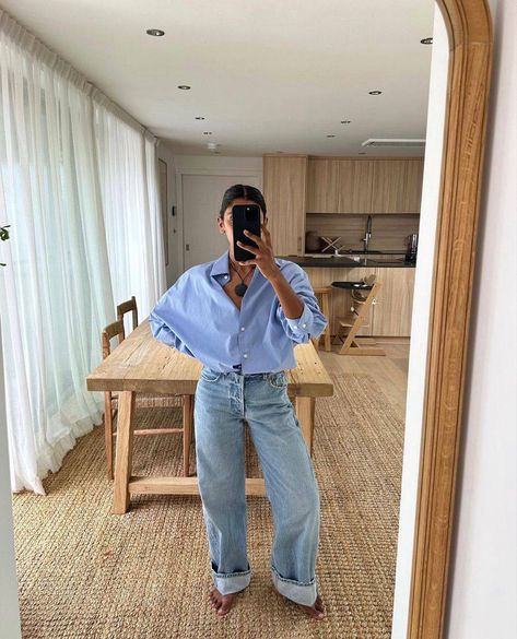 New York Fashion Summer Street, Ganni Jeans Outfit, Zara Outfit 2024 Spring, Outfit Ideas Printemps, Cuffed Jeans Outfit, Outfit Printemps, Chique Outfit, Mode Zara, London Outfit