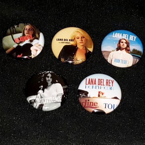 Lana Del Rey Button 5 Buttons Mini 1 Inch Vinyl LP Album Covers Discography Lot A Images on the pins are very detailed (not pixelated or grainy) also logos and titles centered  and are not cut off.  They make great additions to jackets, bags, car sun visors etc! Lana Del Rey Vinyl, Lana Rey, What In My Bag, Lana Del Ray, Lp Album, Coney Island, Lp Albums, Birthday Wishlist, All Is Well