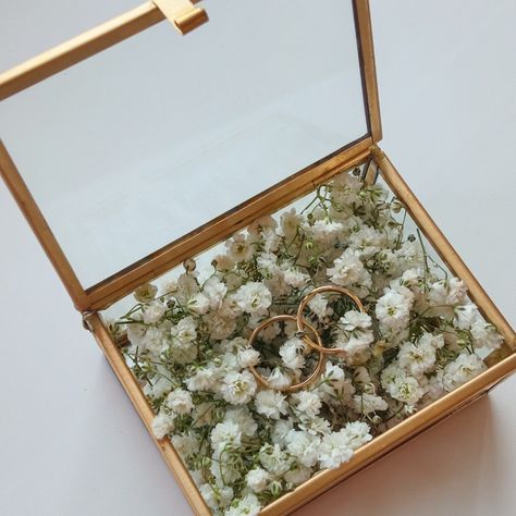 Wedding Guest Notes Ideas, Wedding Rings Box Ideas Diy, Wedding Rings Box Ideas, Wedding Ring Holder Ideas, Engagement Ring Box Ideas, Wedding Ring Holder For Ceremony, Wedding Ring Box Ideas, Wedding Ring Box For Ceremony, Ring Box Wedding Diy