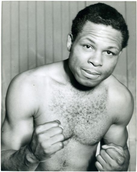 Archie Moore Archie Moore, Boxing Images, Joe Louis, Professional Boxer, George Foreman, Cold Blooded, Combat Sport, Sports Figures, Boxing Training