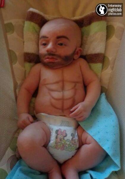 Dads Baby Face Meme, Funny Baby Pictures, Funny Pictures For Kids, Bad Parents, Baby Memes, Parenting Fail, Joe Rogan, Newborn Babies, First Halloween