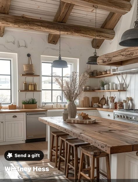 Country Style Kitchen Decor, Wooden Kitchen Rustic, White Farmhouse Kitchen With Island, Country Modern Kitchen Farmhouse Style, Quaint Farmhouse Interior, Rustic Kitchen With Island, Country Kitchen Island Ideas, Country House Decor Kitchen, Country Kitchen Designs Farmhouse Style