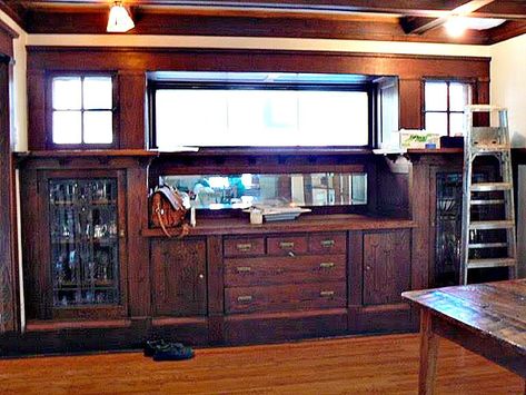 Craftsman Built In Bookcase, Craftsman Buffet, Built In Buffet Dining Room, Craftsman Built Ins, Buffet Built In, Built Ins Dining Room, Craftsman Style Decor, Built In Desk And Shelves, Craftsman Dining Room