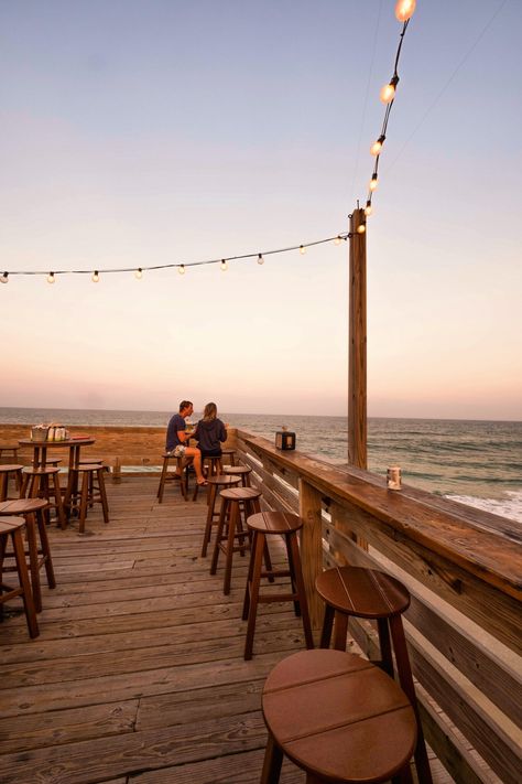 Beach Towns In The Us, Beach Shack Restaurant, Carolina Beach Aesthetic, Wilmington North Carolina Beach, Charleston Vibes, South Carolina Restaurants, North Carolina Aesthetic, South Carolina Aesthetic, North Carolina Beach House