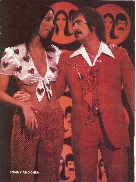 Cher 1970s, Cher Halloween, Cher 70s, Cher Costume, Sonny And Cher, Cher And Sonny, Sonny Cher, Cher Outfits, Cher Bono