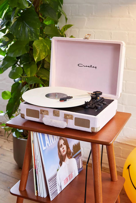 Record player table