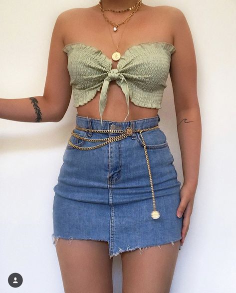 Denim Skirt Outfits, Moda Chic, Cooler Look, Girly Outfits, Looks Vintage, Outfits Casuales, Cute Casual Outfits, Daily Outfits, Look Fashion