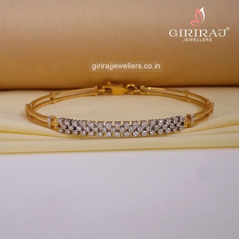 Bangle Style Bracelet, Ledis Breslet, Diamond Bracelets Indian, Real Diamond Bracelet Designs, Diamond Kada Bracelets, Kada Bracelet Gold For Women, Gold Bracelet Simple, Gold Jewels Design, Gold Bangles For Women