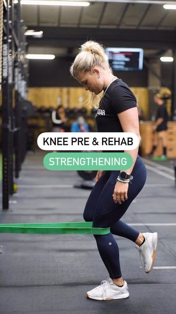 Bulldog Gear® on Instagram: "Knee pain getting you down? 😬 We get it, it can be frustrating. So it’s important to focus on how you warm up your joints before training. The aim is to keep it simple. Simple enough that you’re able to do it before your sessions 👇🏼 1️⃣ Banded TKE Progression (Terminal Knee Extension) 2️⃣ Spanish Squats 3️⃣ Knee Stability Holds 4️⃣ Kneeling Ankle Flexion 5️⃣ Lateral Step Down - Start with a smaller manageable step of box aiming for your heel to the ground Banded Knee Exercises, Knee Rehabilitation Exercises, Knee Stabilization Exercises, Ankle And Knee Strengthening, Knee Warm Up Exercises, Knee Stability Exercises, Spanish Squats, Knee Injury Workout, Stretches For Knees