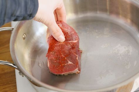 How To Cook Shoulder Steak In The Oven | LIVESTRONG.COM Best Filet Mignon Recipe, Broiled Steak, Skillet Steak, Beef Tenderloin Recipes, Filet Mignon Recipes, Tenderloin Steak, Beef Filet, Electric Skillet, Tender Steak