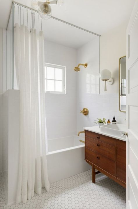 Subway Tile Bathroom Ideas, Penny Tiles Bathroom, Subway Tile Bathroom, Tile Bathroom Ideas, Subway Tiles Bathroom, Tile Store, White Bathroom Tiles, Timeless Bathroom, Hall Bathroom