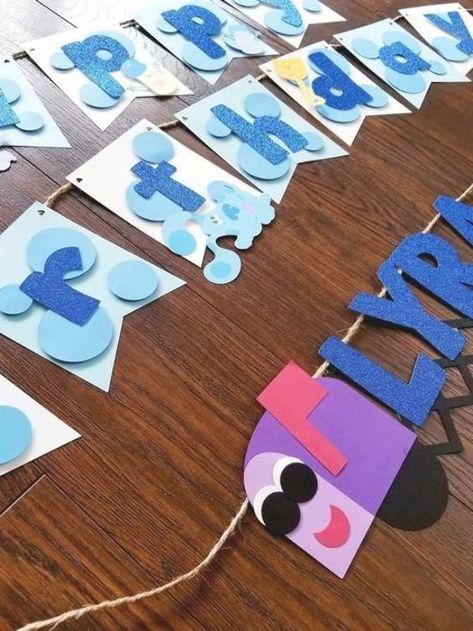 Blues clues birthday banner. Blues clues birthday decorations. image 5 Blues Clues Birthday, Blue Clues, Blue's Clues Birthday Party, Clue Party, Blue Birthday Parties, 1st Birthday Party Themes, Leo Birthday, 2nd Birthday Party Themes, Blue's Clues