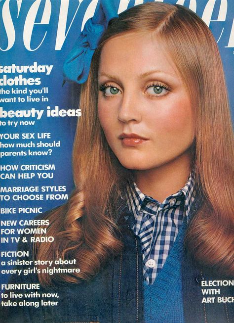 Seventeen magazine October 1972 Ingrid Boulting, Seventeen Magazine Covers, Arte Dark, Seventeen Magazine Fashion, Seventeen Funny, Queen Albums, 70s Glamour, 70s Makeup, Nostalgia Aesthetic