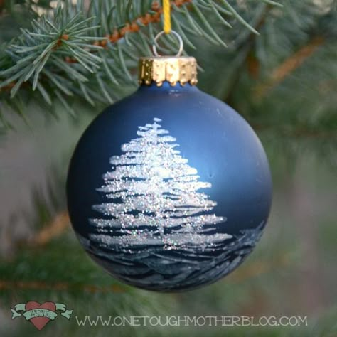 004 Hand Painted Ornaments Christmas Trees, Tea Ministry, Blue Ornament, Diy Christmas Tree Ornaments, Saving Grace, Diy Ornaments, Painted Christmas Ornaments, Painted Ornaments, Easy Christmas Diy