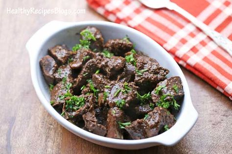 Not Sure How to Cook a Beef Heart? Here Are 6 Beef Heart Recipes to Get You Started! - Meathacker Beef Heart Stew, Beef Heart Recipe, Stew Slow Cooker, Beef Heart, Pig Heart, Healthy Protein Meals, Slow Cooker Recipe, Slow Cooker Recipes Healthy, Easy Slow Cooker Recipes