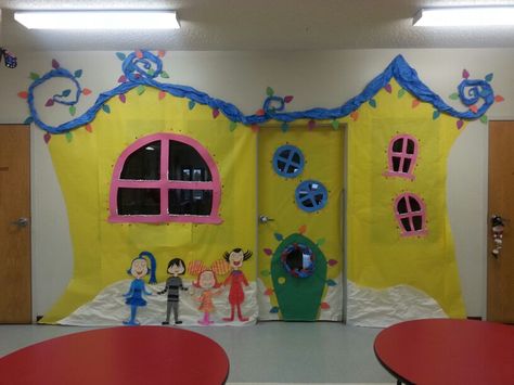 Cindy Lou Door Decoration, Grinch Door Decorations Classroom Whoville, Whoville Houses Diy Decorating Ideas, Whoville School Decorations, Grinch Cave Door Decorations, Whoville Classroom Door Decorations, Whoville Christmas Decorations Diy Classroom, Whoville Christmas Decorations Classroom, Whoville Christmas Door Decoration