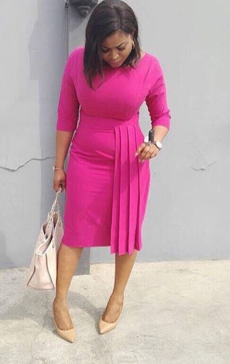 Ladies Dress Design Classy, Office Dresses For Women Work Attire Classy, Sunday Dress Outfit Classy, Womens Dresses Classy Beautiful, Nice Dresses Classy, Classy Dress Outfits Fashion Ideas, Female Office Wear, Luxury Dress Classy, More Closet Space