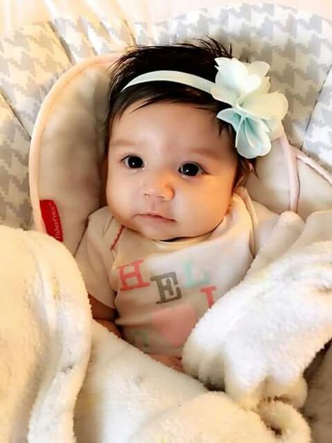 Mexican/Caucasian ❤ Mexican And White Babies Mixed, Manifesting Twins, White And Mexican Babies, Mexican Baby Girl, Hispanic Babies, Mexican Babies, Mommy And Baby Pictures, Sweet Pictures, Twin Baby Girls