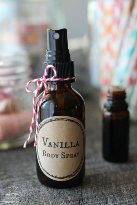 Homemade Body Spray, Body Spray Recipe, Diy Body Spray, Vanilla Body Spray, Coffee Essential Oil, Essential Oil Perfumes Recipes, Perfume Recipes, Diy Kosmetik, Diy Perfume