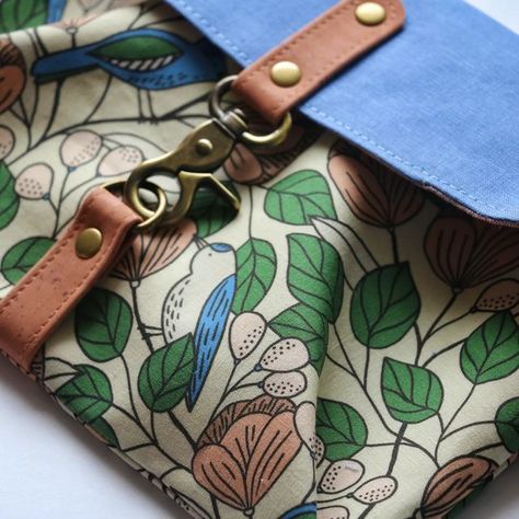 Jordan Porter on Instagram: "You can't make just one Haralson Belt Bag. It's a known fact 😅 And why not add a 🐦 This @amymaccready design has such pretty colors. I snagged this over at @hawthornesupplyco with drawstring bag intentions, but then Anna went and made a new pattern so it's getting used this for this too! 🤣 I used cork accents here from @sewsweetness, and it's a really good way to add a pop of color! I definitely have more colorful plans coming up. So tell me- have you made one yet Haralson Belt Bag, Bag Sewing, Cork Fabric, Pretty Colors, Bag Patterns To Sew, Waist Bags, Pretty Colours, Sling Bag, Belt Bag