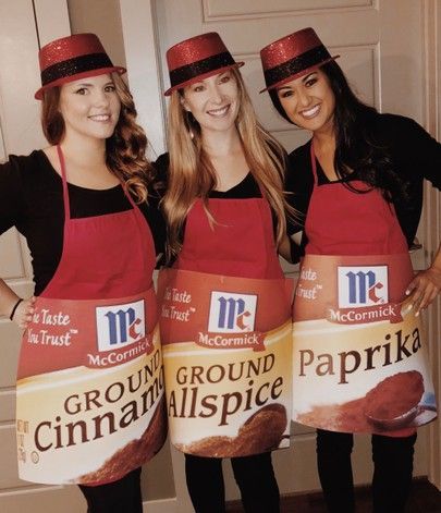 100+ Easy AF Group Halloween Costumes for your Groupie - Hike n Dip Spice Girls Costumes, Girl Group Halloween Costumes, Diy Group Halloween Costumes, Hippie Costume Halloween, Harry Potter Halloween Costumes, Fruit Costumes, Character Halloween Costumes, Hippie Halloween, Halloween Costume Idea