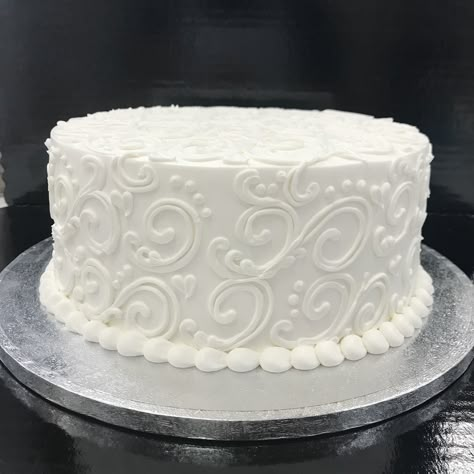 Scroll Work Cake, Cinnamon Mug Cake, One Tier Cake, Frosting Decorating, Royal Icing Cakes, Cakes For Sale, Mini Wedding Cakes, Brush Embroidery, Tier Cakes