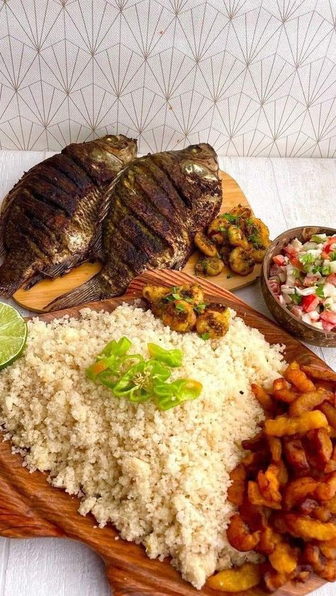 African Foods, Meal Planning Menus, West African Food, Africa Food, African Cooking, Fish Recipes Healthy, Tasty Recipes Videos, Food Babe, Healthy Homemade Recipes