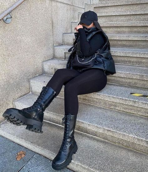 Παπούτσια Nike Free, Stile Kylie Jenner, Outfit Botas, Elegantes Outfit Frau, Looks Pinterest, Mode Zara, Winter Fashion Outfits Casual, Black Outfits, Looks Street Style