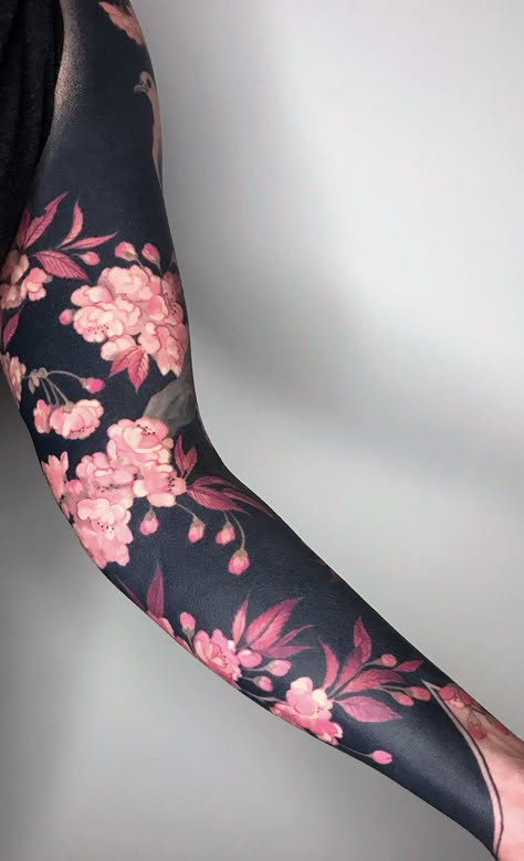 Esther Garcia, Blackout Tattoo, Floral Tattoo Sleeve, Tatuaje A Color, Botanical Tattoo, Back Tattoo Women, Best Sleeve Tattoos, Up Tattoos, Sleeve Tattoos For Women