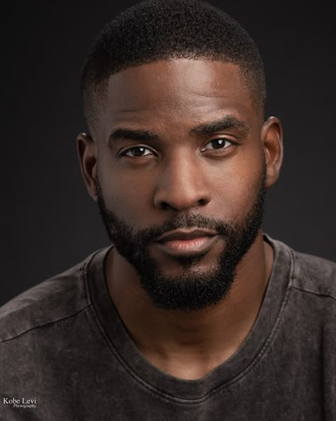 Make Headshots, Black Men Headshots, Vitale Brothers, Men's Headshots, Male Headshot Poses, Professional Poses, Men Headshots, Corporate Photoshoot, Actors Headshots