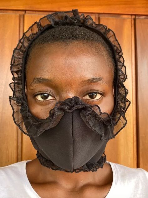 Fashion Designer Tia Adeola’s Created Face Masks With Her Signature Ruffles | Teen Vogue Emo Bag, Outfit Ideas For Art, Punk Zine, Comic Costume, Face Mask Aesthetic, Mask Accessories, Sewing Challenge, Cute Face Masks, Mask Aesthetic