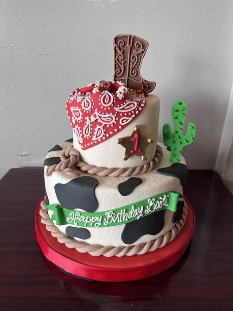 Rodeo Themed 1st Birthday Cake, My 1st Rodeo Birthday Cake, Rodeo Cakes For Boys, First Rodeo Smash Cake, Cowboy Cakes For Boys, My First Rodeo Birthday Boy Cake, Rodeo Cake Ideas, Wild West Cake, Vaquero Cake