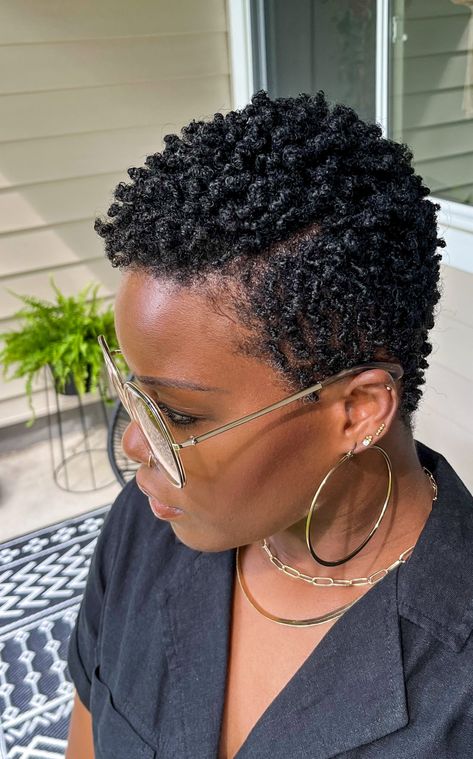 Define Type 4 Hair Coiling Natural Hair, Natural Hair Twa, Dry Natural Hair, Short Natural Haircuts, Short Natural Curly Hair, Short Natural Hair, Twa Hairstyles, Twisted Hair, Tapered Natural Hair