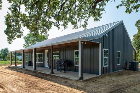 Questions about Barndominiums? Prices? Floor plans? Builders? General information? Photos, videos, interviews. If the topic is Barndominiums, we probably have the answer. Stop by today! 3 Bd 2 Bath Barndominium, 1200 Square Foot Barndominium, Metal Shop Houses, Barndominium Exterior, Building A Barndominium, Metal Houses, Barndo Ideas, Barn Dominium, Shop Houses